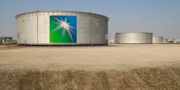 aramco-lpg-sevkiyatinda-aksama-uzadi-juaymah-tesisi-kaynakli-kesinti-mayisa-sarkti-1777382493870.jpg