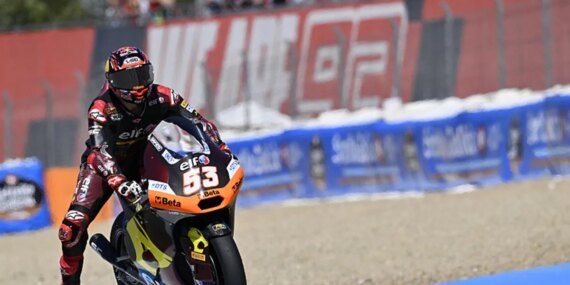 deniz-oncu-moto2-ispanya-yarisini-13-sirada-bitirdi-1777203656923.jpg