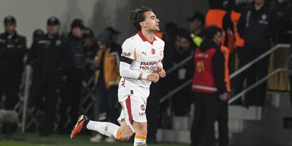 galatasarayda-yunus-akgunden-super-ligde-6-gol-1776540445279.jpeg