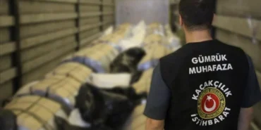 gumrukler-muhafaza-ekiplerinden-2-ayri-operasyon-420-kilogram-uyusturucu-ele-gecirildi-1776579422916.webp
