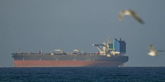 ham-petrol-tasiyan-pakistan-bayrakli-tanker-hurmuz-bogazini-gecti-1776416450492.png
