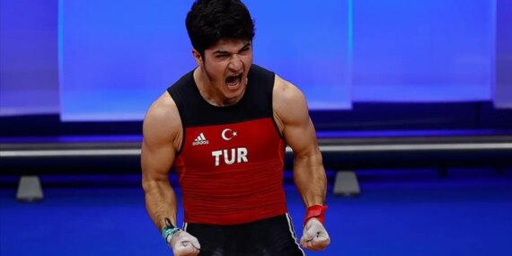 Furkan Özbek’ten Avrupa Rekoru ve Altın Madalya!