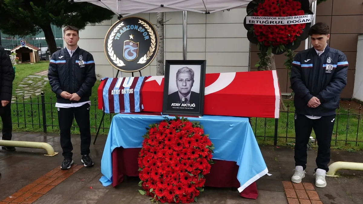 trabzonsporda-atay-aktug-icin-anma-toreni-duzenlendi-1776605873608.jpg
