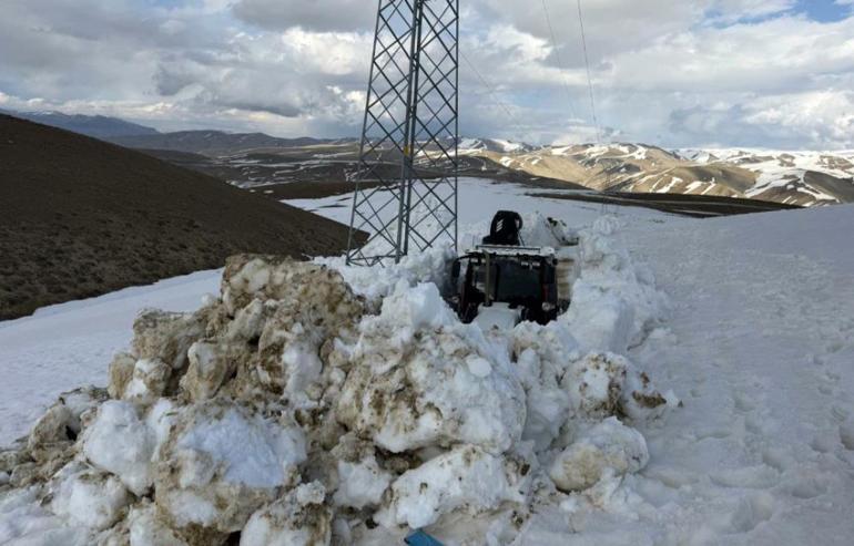 Fotoğraflar bugün çekildi Mayıs ayında kar sürprizi... Kent merkezi bembeyaz