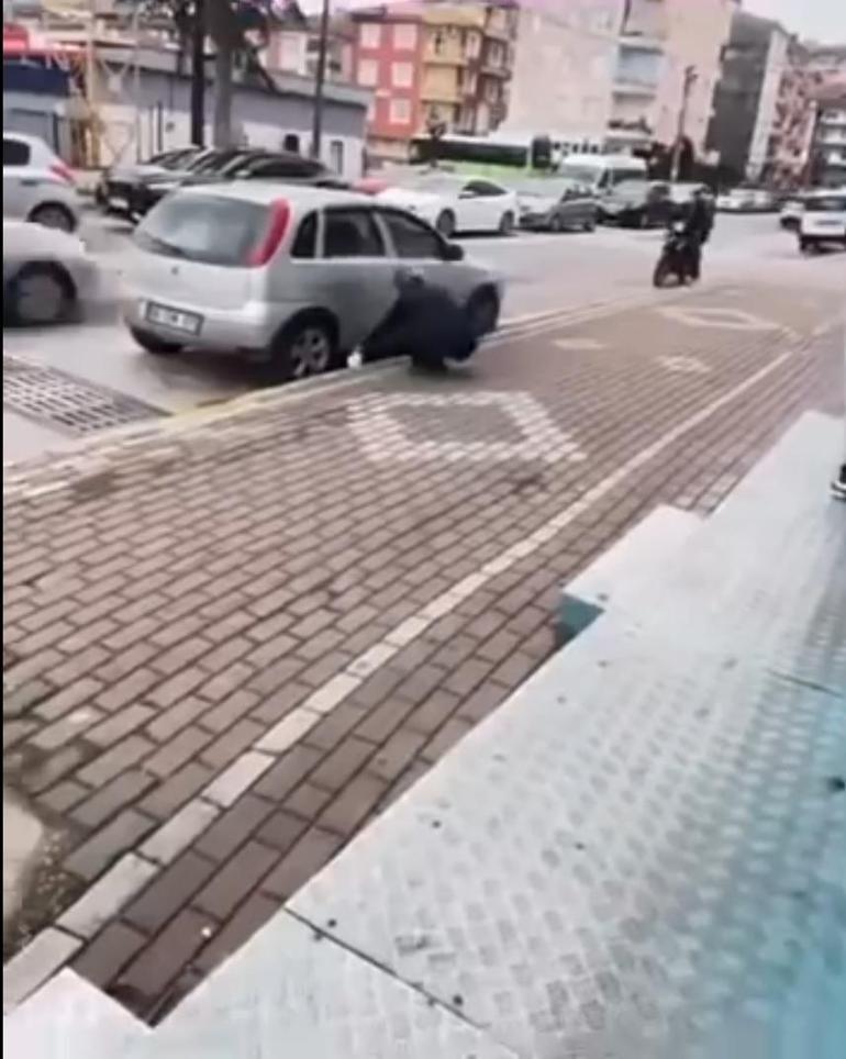 Sokak kedisine işkence Gel annem gel diyerek çağırdıktan sonra yaptığı kan dondurdu