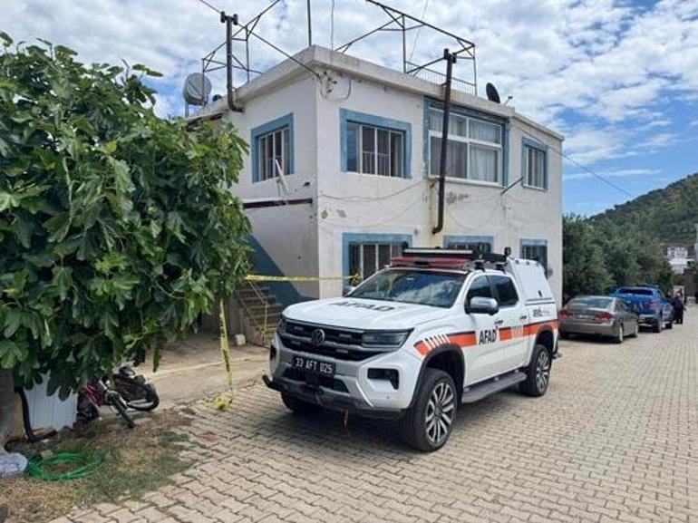 Mersinde aile faciası 2 kardeşin ölümünde ilk sonuçlar geldi... Ev karantinaya alındı