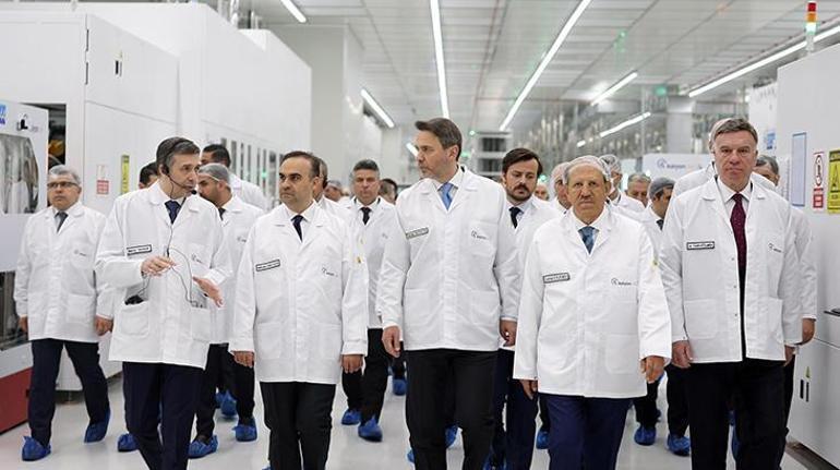 Bakan Bayraktar: Enerji kurulu gücünde Avrupada ilk 5teyiz