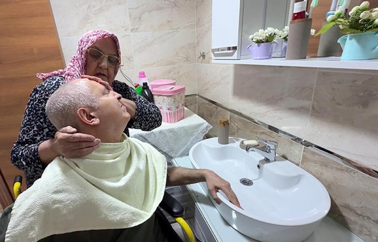 Bir iş insanı tarafından hediye edildi: Hayali gerçek oldu Yılın annesi seçildi: Allah’ım öyle bir hediye yolladı ki...