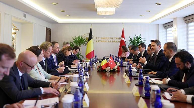 Bakan Bayraktar, Türkiyenin enerji vizyonunu Belçikalı şirket temsilcileriyle paylaştı