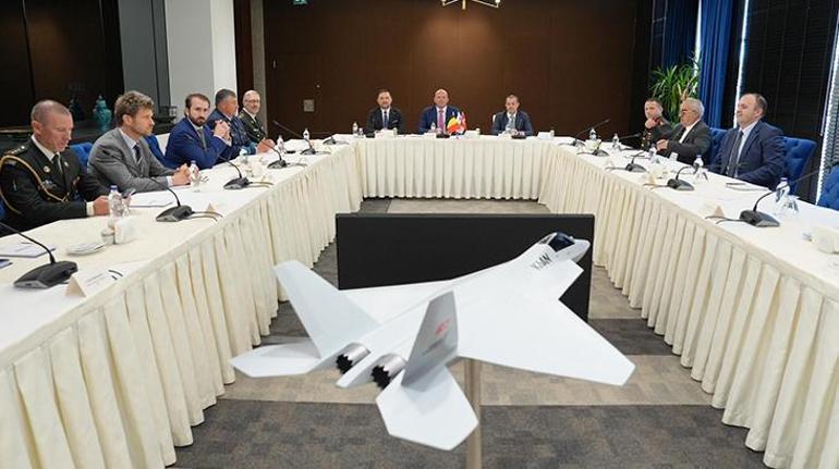 Belçika Savunma Bakanı Francken TUSAŞ'ı ziyaret etti