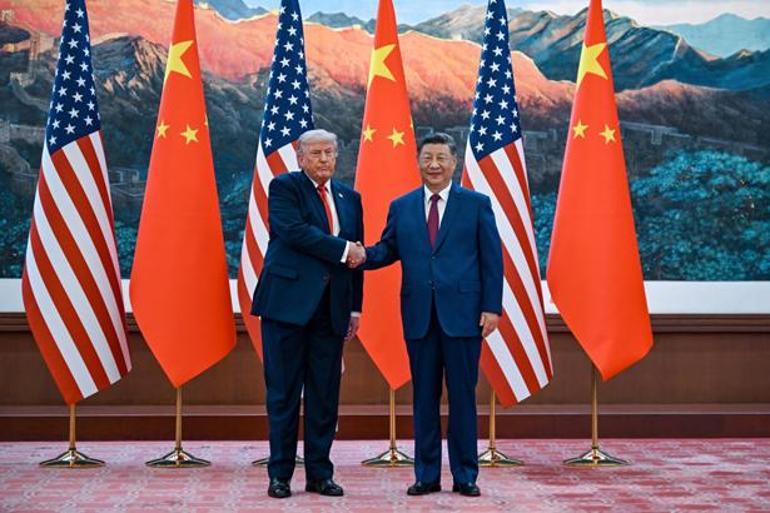 Dünyanın gözü Pekinde ABD Başkanı Trump ve Çin Devlet Başkanı Xiden peş peşe kritik mesajlar: Dev bir gemi gibi
