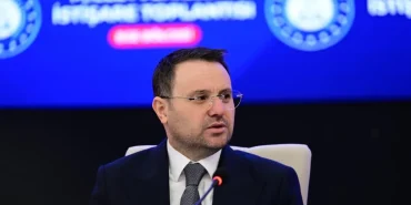 adalet-bakani-akin-gurlek-ege-bolgesi-milletvekilleriyle-bir-araya-geldi-1778165733578.jpg