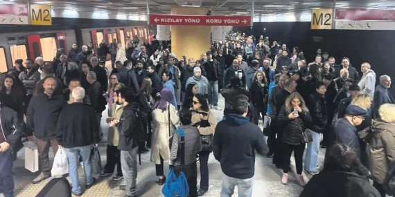 ankara-metrosu-yine-durdu-1777998624625.jpeg