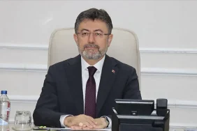 bakan-yumakli-duyurdu-su-verimliligi-seferberligi-basladi-1777973037008.jpg