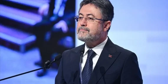 bakan-yumakli-duyurdu-ulke-ekonomisine-15-milyar-tllik-katki-1777892240095.jpg