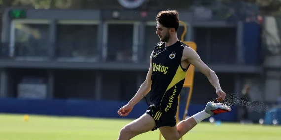 fenerbahce-eyupspor-macinin-hazirliklarina-basladi-1778617938094.jpg