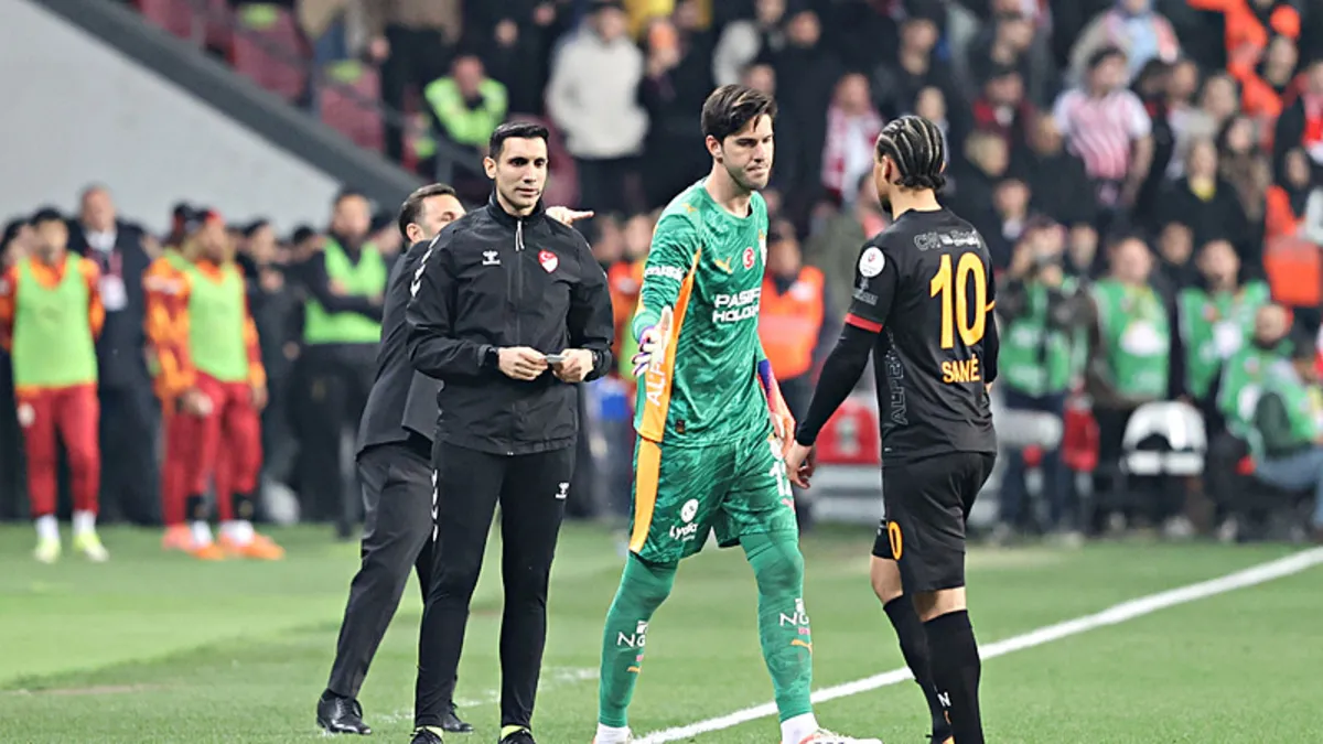 galatasarayda-batuhan-sen-bir-ilki-yasadi-1777763299134.jpeg