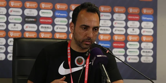 genclerbirliginde-gokhan-kagitcioglundan-hakem-tepkisi-1777842118876.jpeg