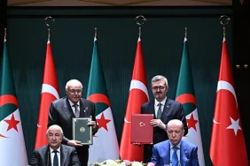 iletisim-baskani-durandan-cezayir-ile-imzalanan-mutabakat-zaptina-iliskin-paylasim-ortak-calismalar.webp