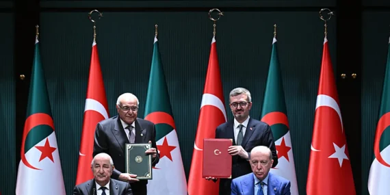 iletisim-baskani-durandan-cezayir-ile-imzalanan-mutabakat-zaptina-iliskin-paylasim-ortak-calismalar.webp