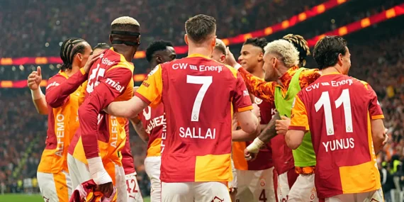 lider-galatasaray-antalyaspor-macinda-sampiyonlugunu-ilan-etmek-icin-mucadele-verecek-1778224624299.webp
