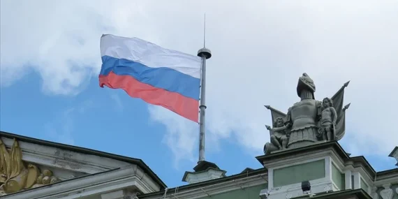 rusya-petrol-fiyatlarindaki-artistan-yaklasik-200-milyar-ruble-kazandigi-aciklandi-1777819937615.jpg