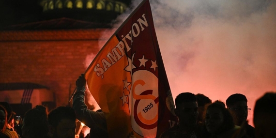 sampiyonluk-kutlamasinda-973_2-41.jpg