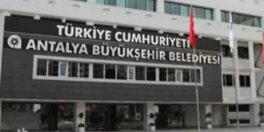son-dakika-antalya-buyuksehir-belediyesine-yolsuzluk-operasyonu-25-kisi-gozaltina-alindi-17786521542.webp