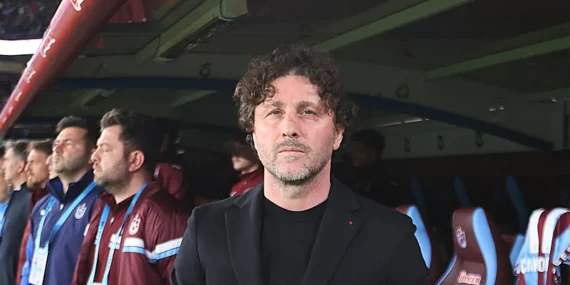 trabzonsporun-besiktas-maci-kadrosu-aciklandi-1778240541608.jpeg